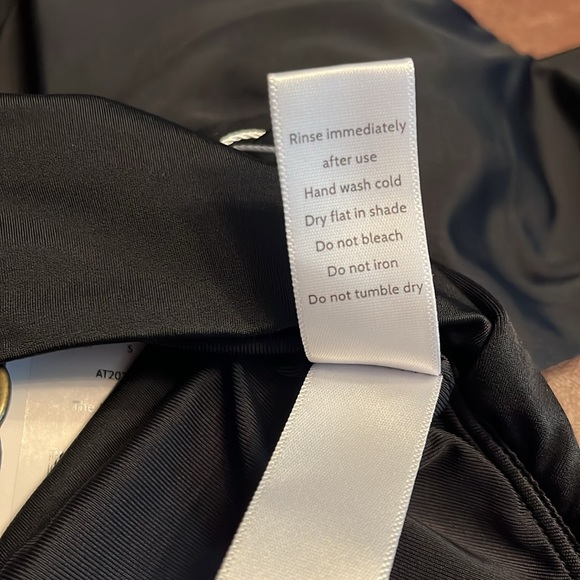 Andie Swim The Belmar bikini top black Size S NWT - Picture 9 of 11